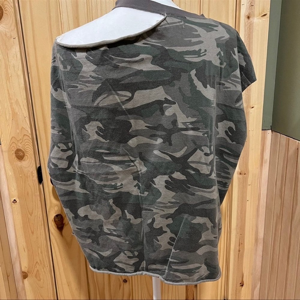 Camo off the shoulder top 3/$20 or 4/$25 - Picture 4 of 5